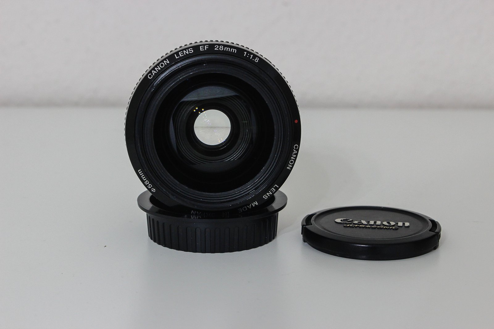 Canon EF 28mm f/1.8 USM inkl. Gegenlichtblende – Bild 4