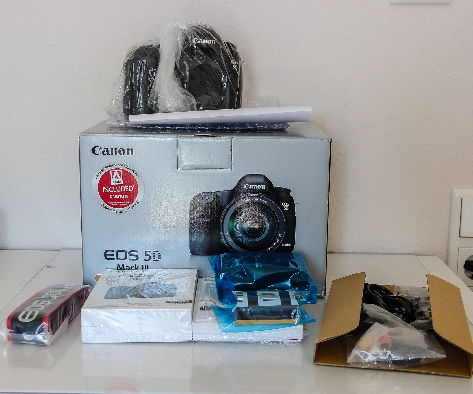 Canon EOS 5D Mark III, 2 Akkus, CF Karten. – Bild 6