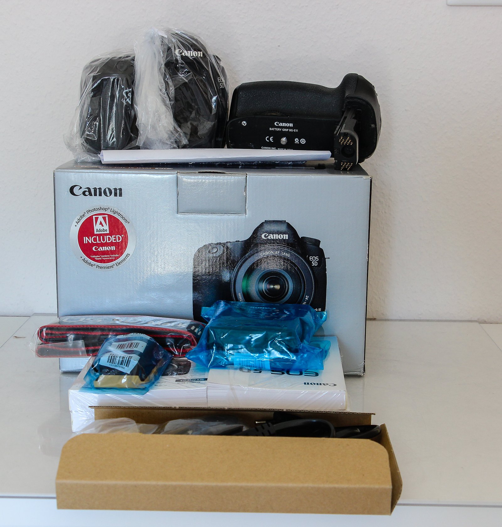 Canon EOS 5D Mark III, 2 Akkus, CF Karten. – Bild 7