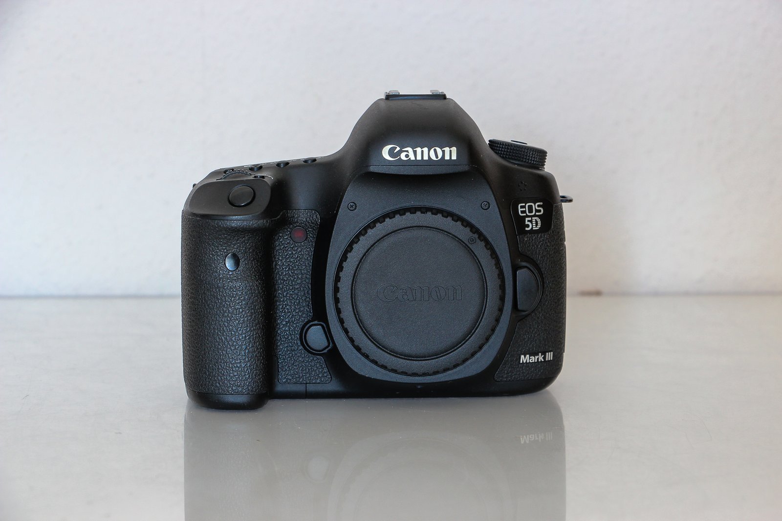 Canon EOS 5D Mark III, 2 Akkus, CF Karten. – Bild 8