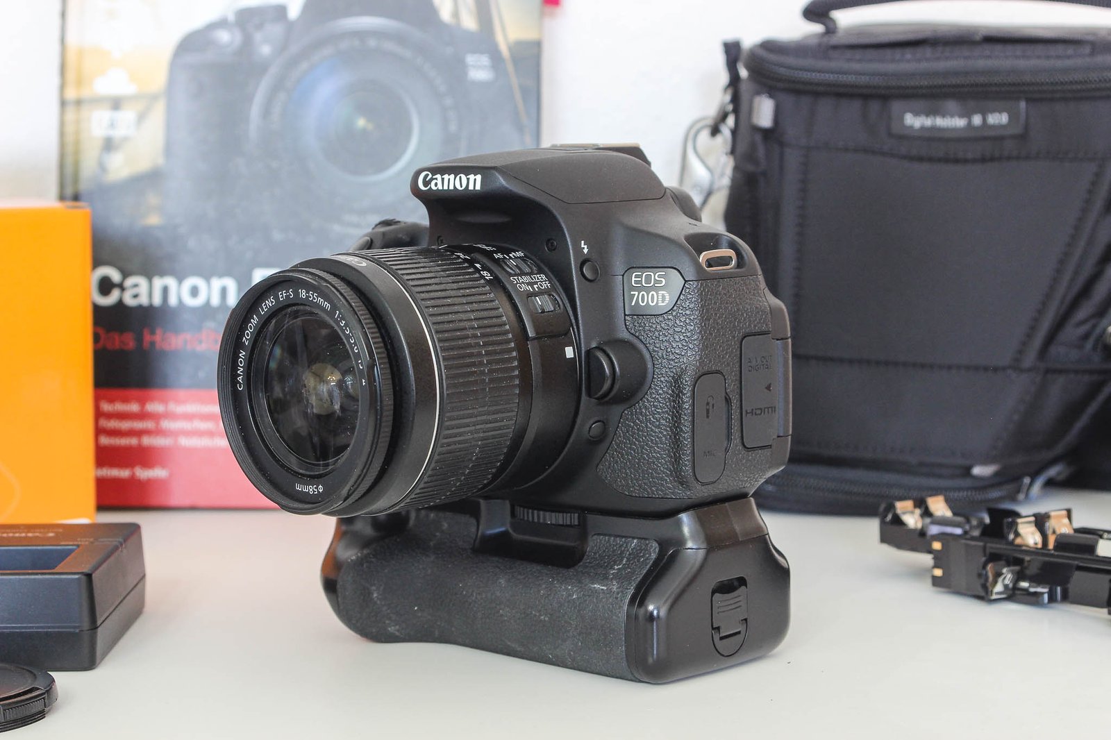 ⭐️Canon EOS 700D Kit mit EF-S 18-55mm IS, BG,Tasche⚡️ – Bild 3