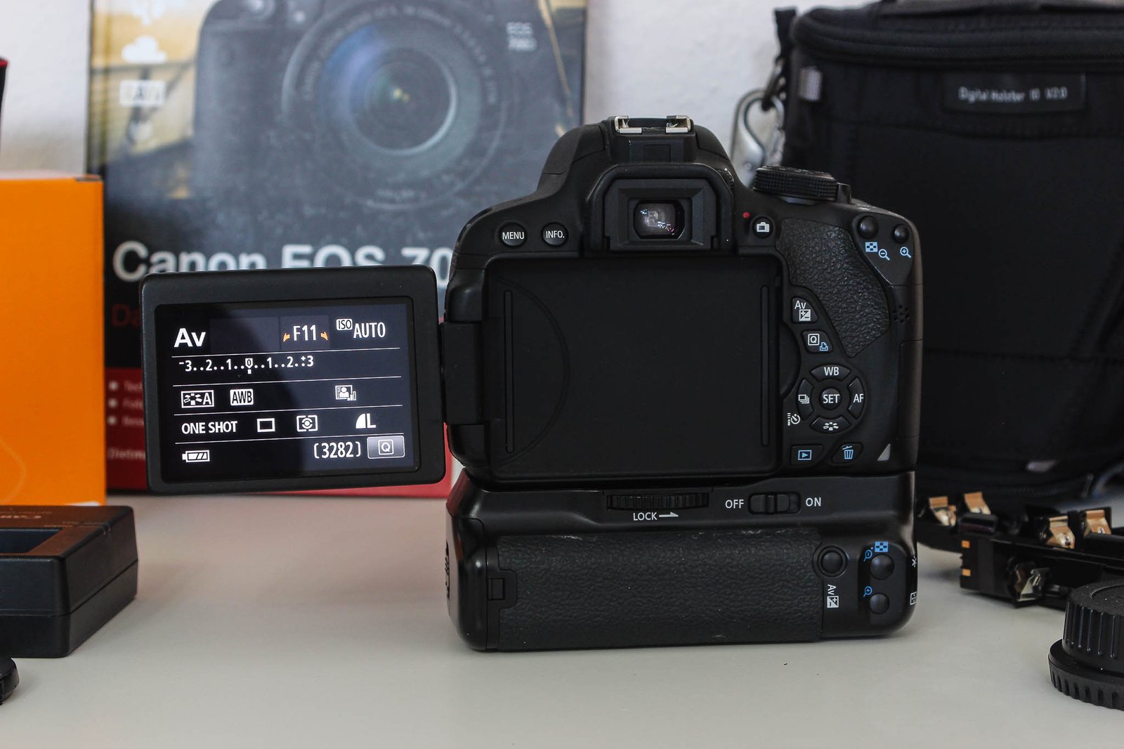 ⭐️Canon EOS 700D Kit mit EF-S 18-55mm IS, BG,Tasche⚡️ – Bild 9