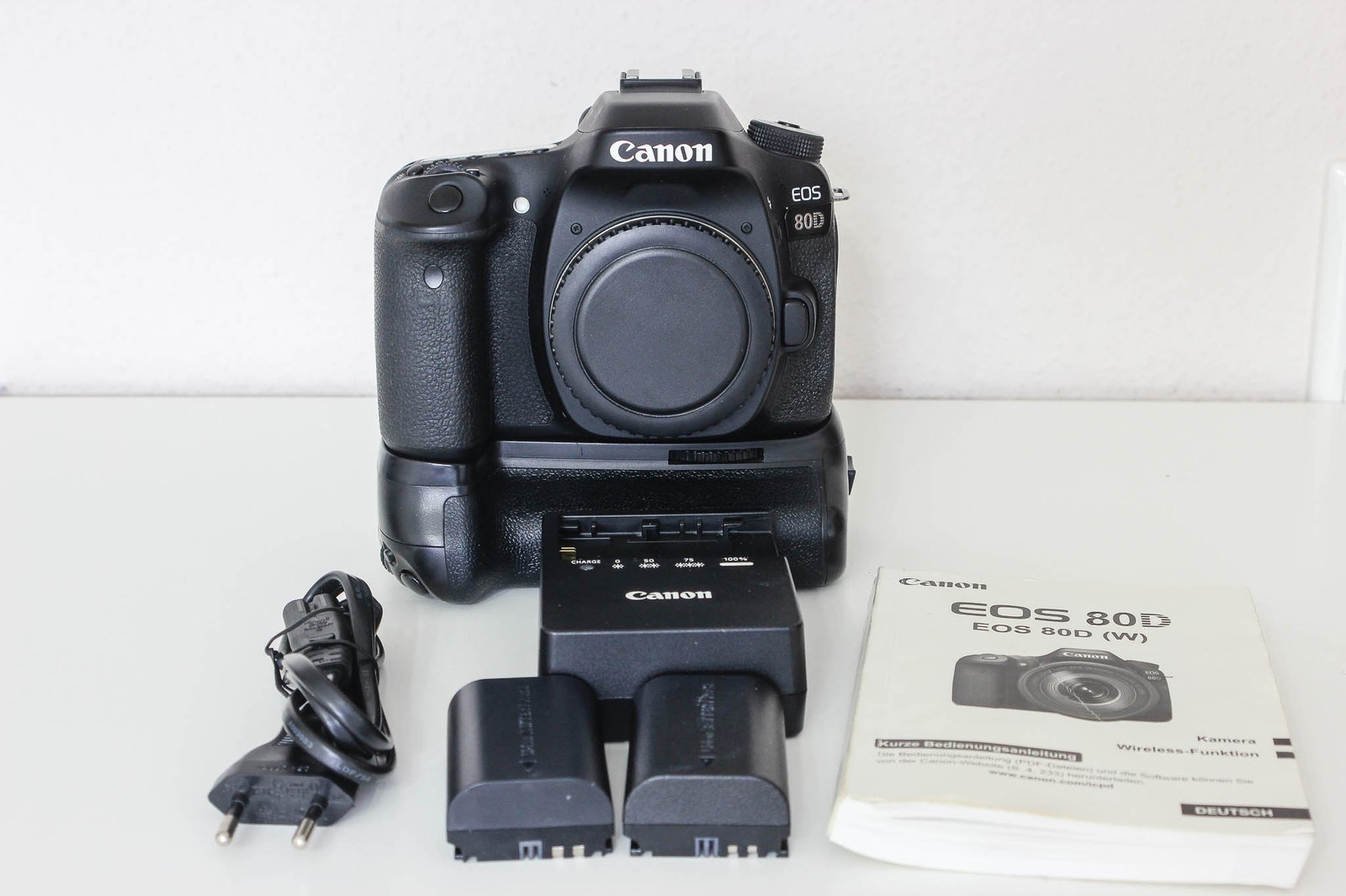 ⭐️ Canon EOS 80D mit Batteriegriff, 2 Akkus⚡️ – Bild 2
