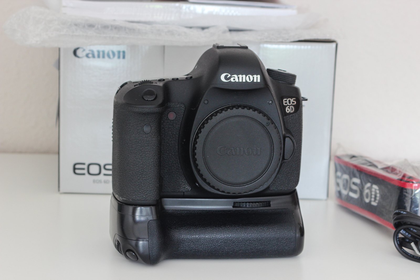 ⭐️Canon EOS 6D mit Batteriegriff und zwei Akkus⚡️ – Bild 3